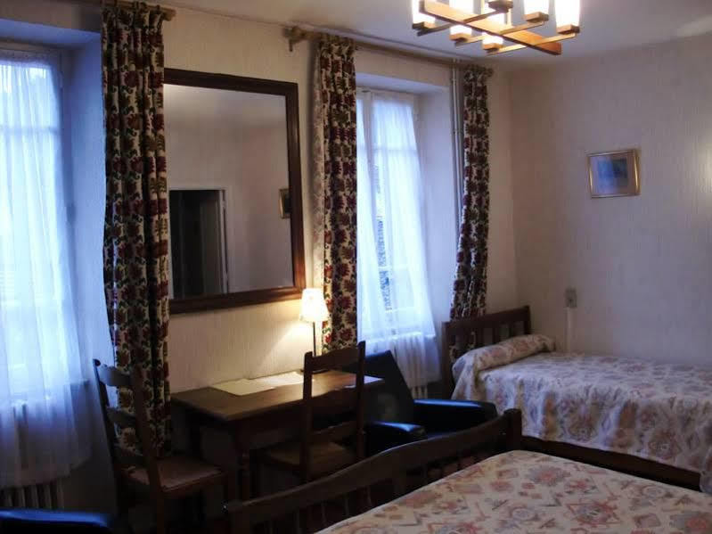 Hôtel de Paris Poligny  Buitenkant foto
